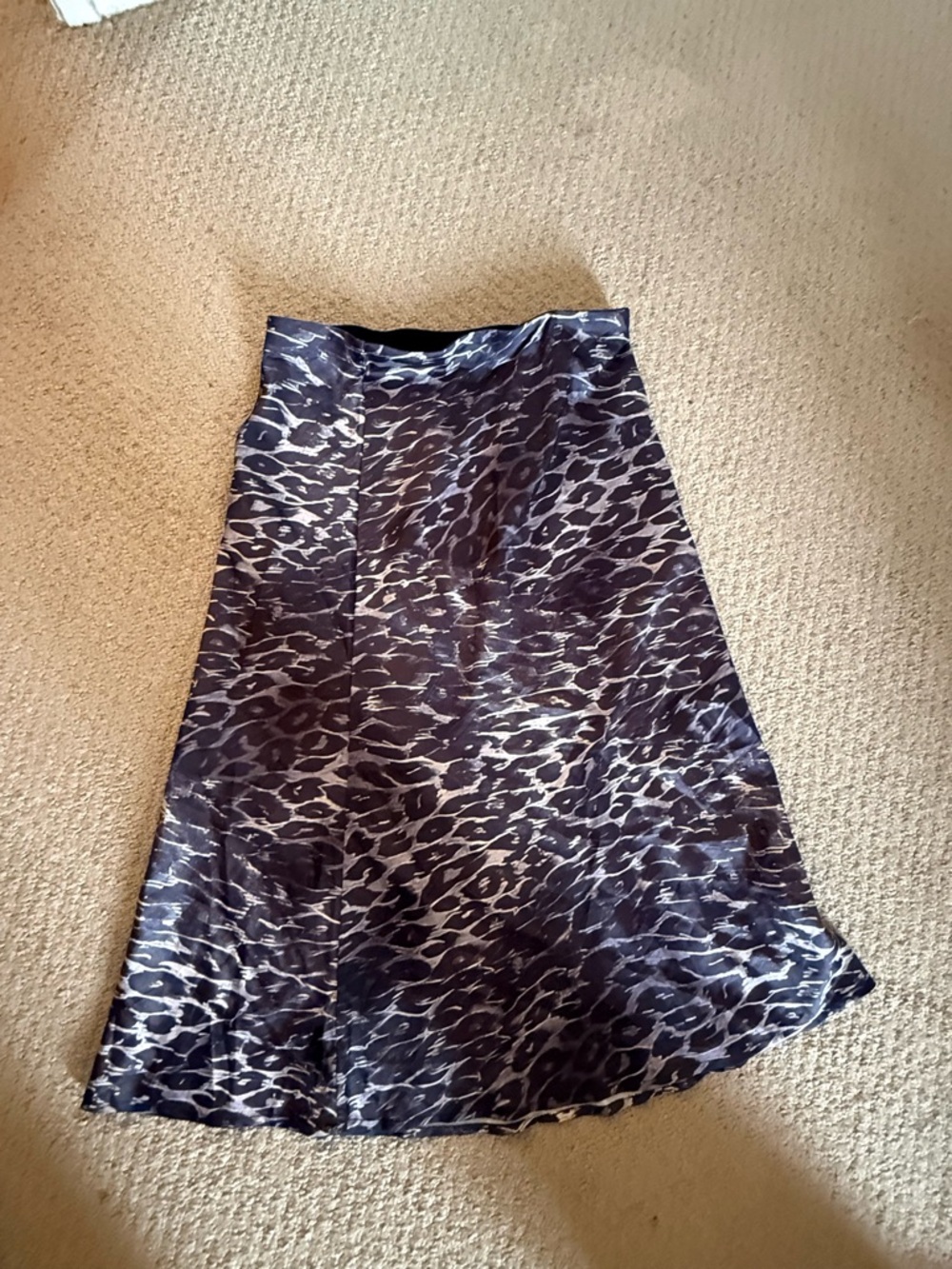 NWT Dressin Animal-Print Midi Skirt in Black and Gray
